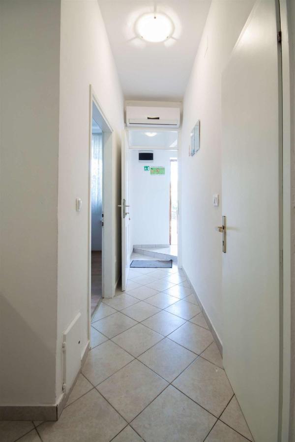 Apartments Dara Umag Exterior photo