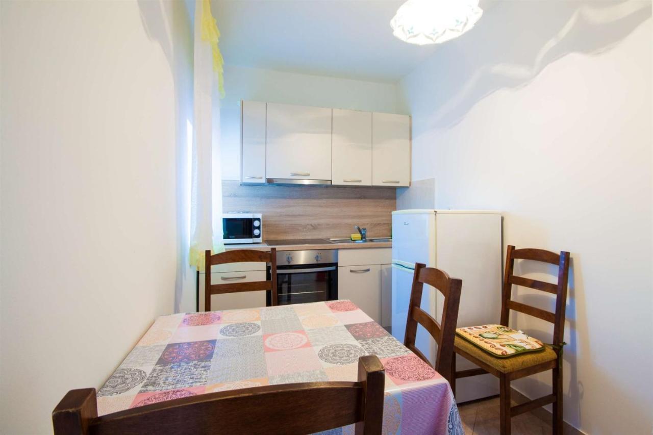 Apartments Dara Umag Exterior photo